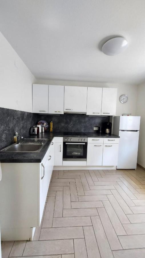 Ferienhaus Barbey Санкт Блазиен Екстериор снимка