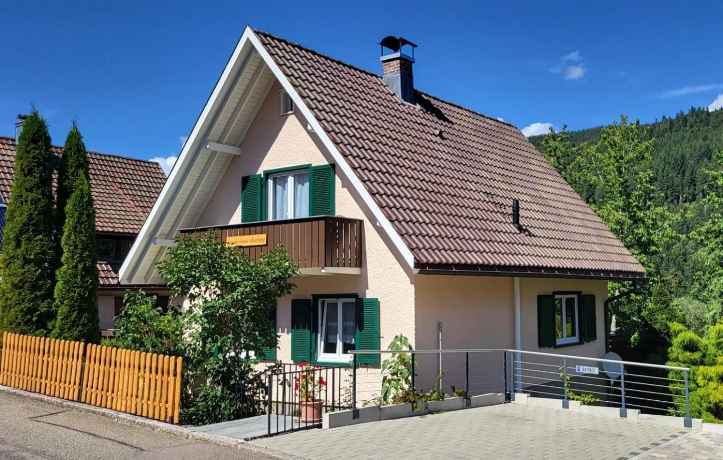 Ferienhaus Barbey Санкт Блазиен Екстериор снимка